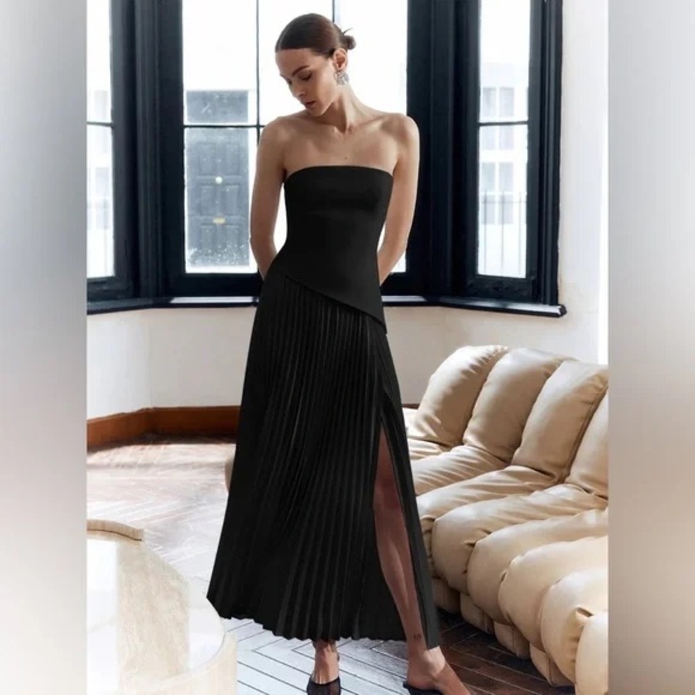 Nwt Commense Solid Pleated Strapless Split Dress